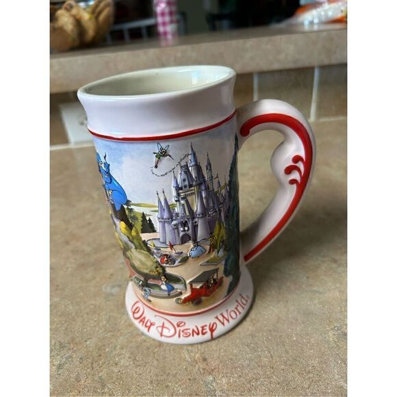 Authentic Walt Disney World vintage ceramic beer stein - Picture 4 of 4